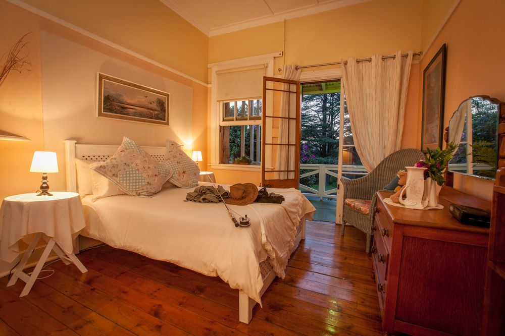 Shamrock Arms Guest Lodge Waterval Boven Exterior photo